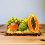 Cesta de frutas tropicales de La Frutería de Luis